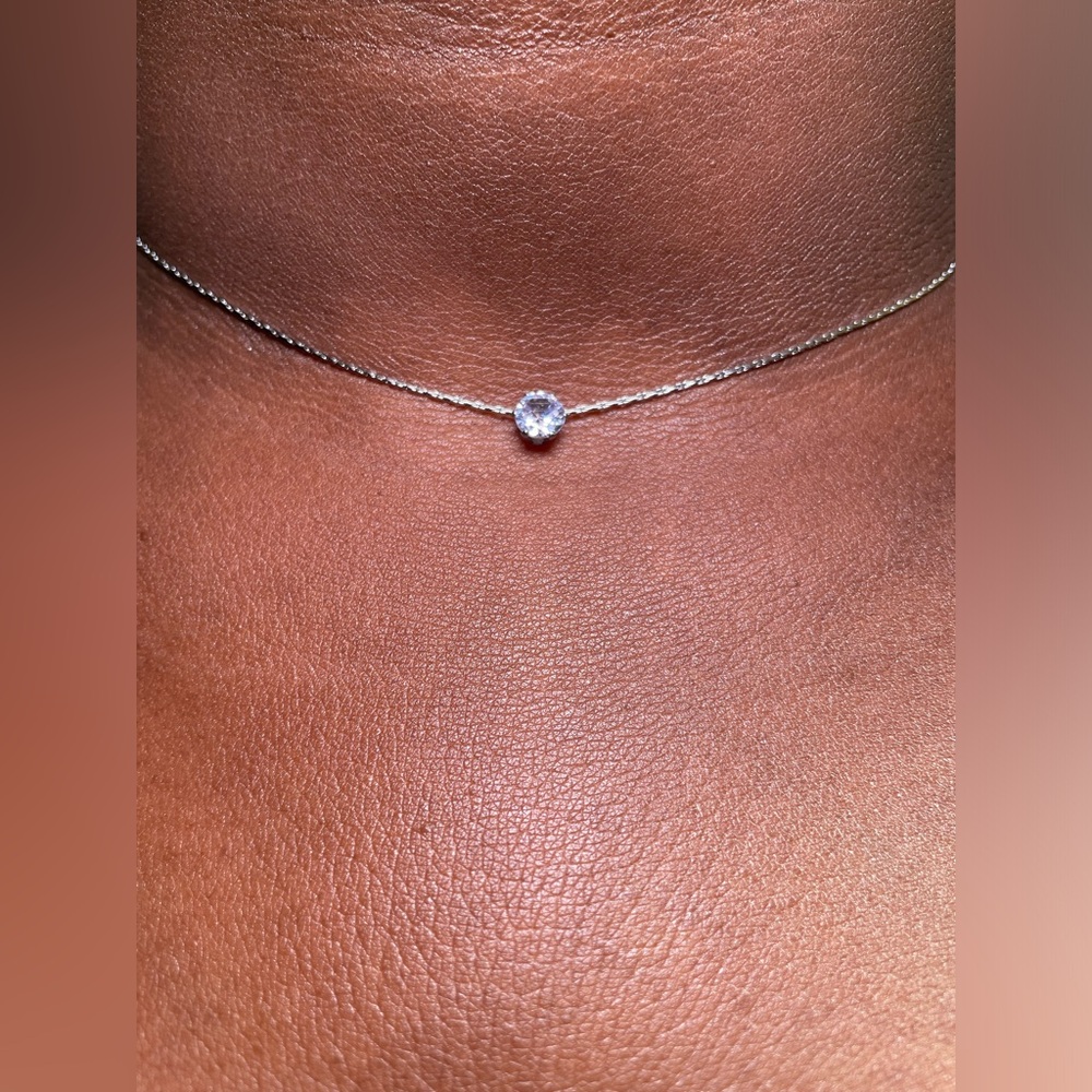 B. Collective Elegant Silver Necklace - Crystal Pendant (Boutique) | SAMPLE SALE
